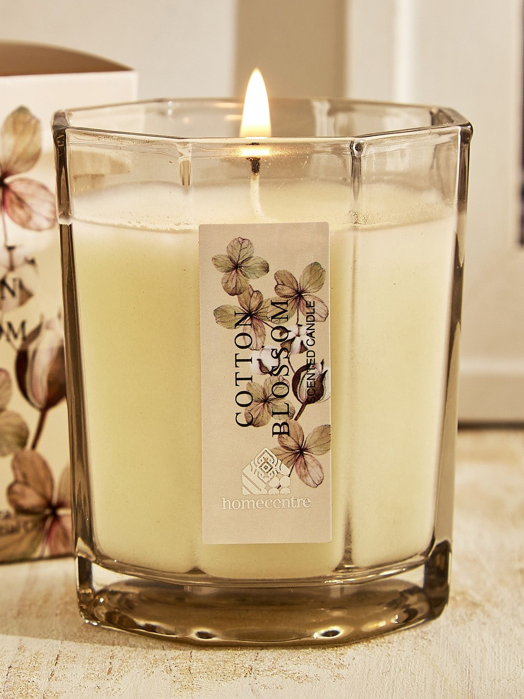 Home Centre Utopia Refresh White 1 pieces Jar Candle