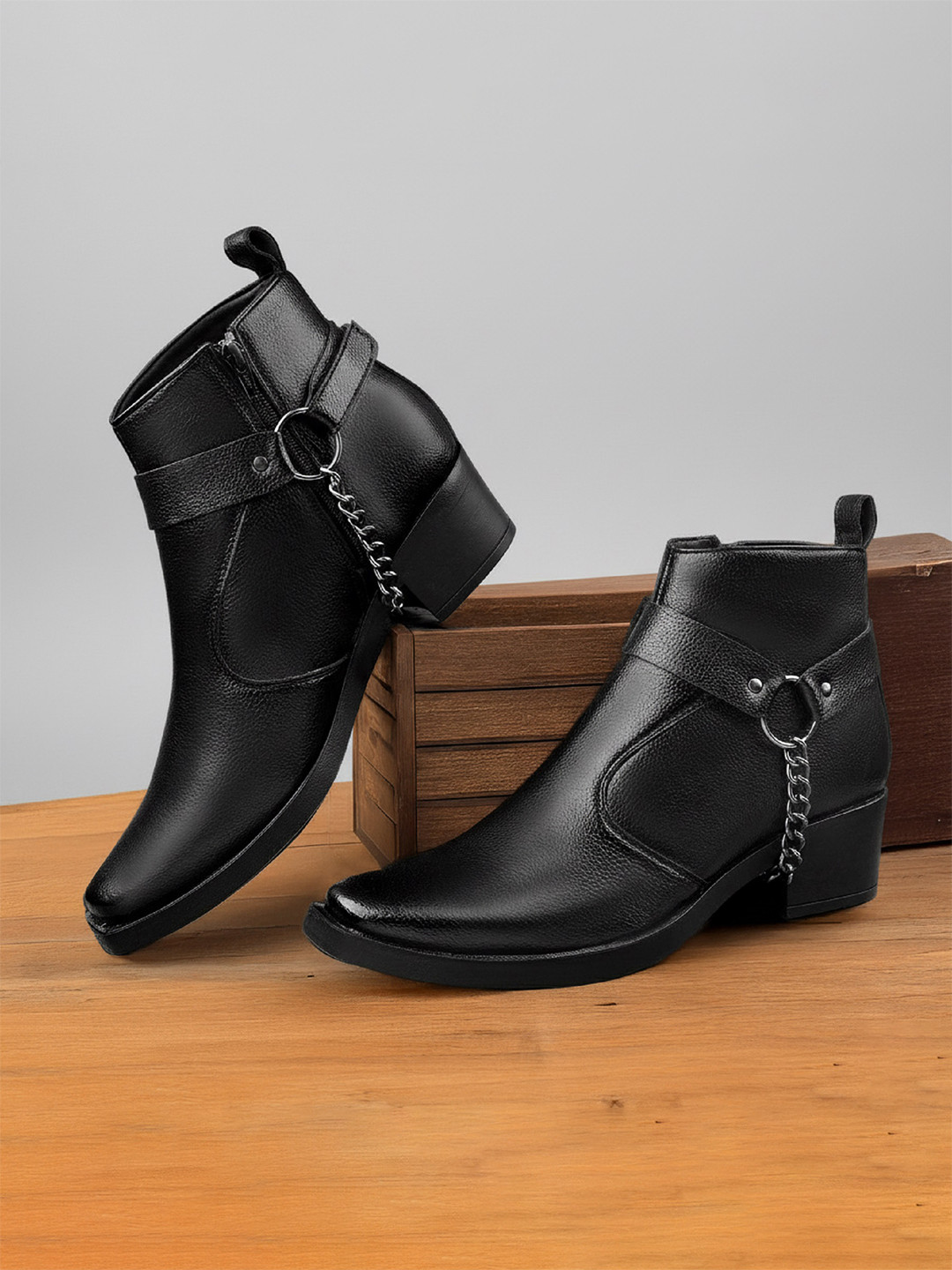 Bxxy Men Textured 5.08 Cm Height Increasing Elevator Block Heeled Chelsea Boots