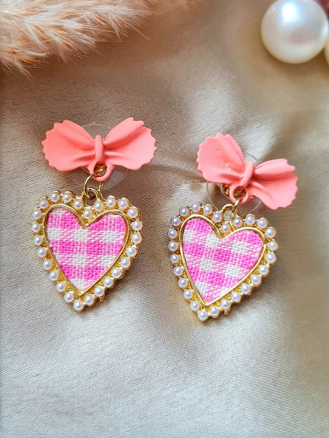 ISHKAARA Women Gold-Plated Bow Heart Checkered Artificial Beads Drop Earrings