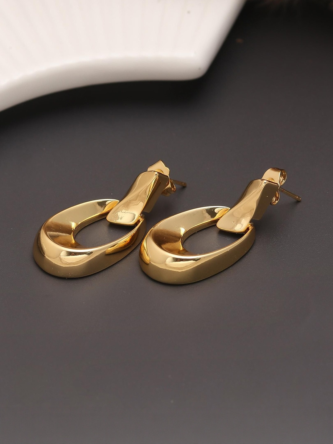 MAHTTAB Women Geometric Post and Back Alloy Gold-Plated Drop Earrings