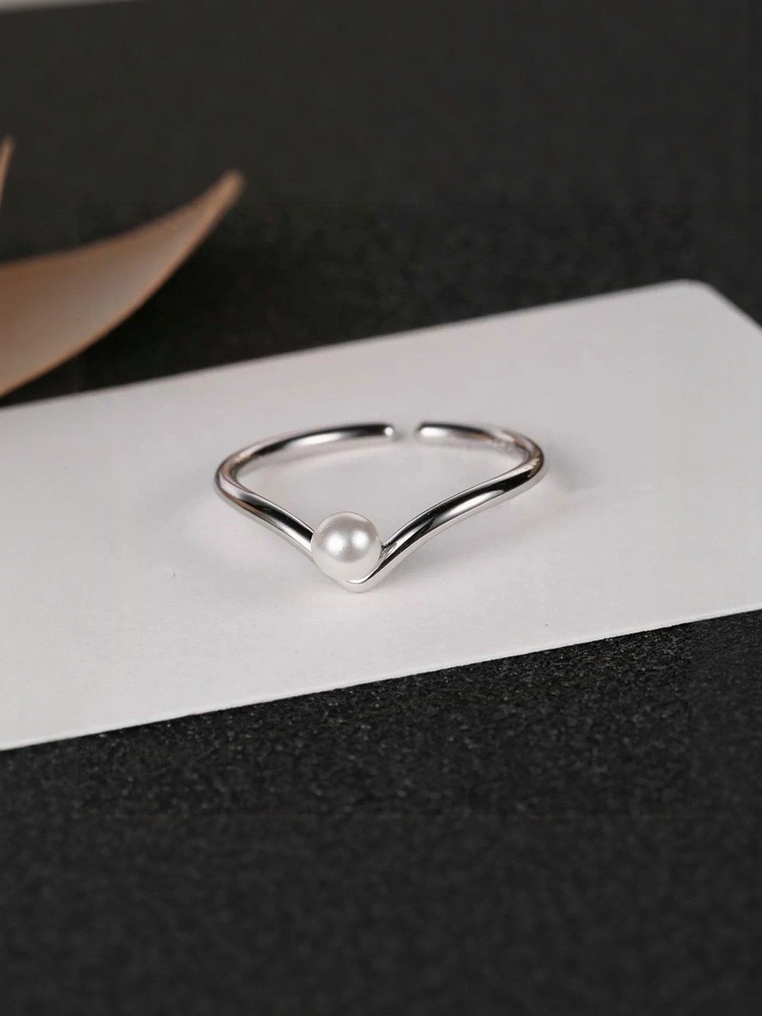 Zevrr Unisex 92.5 Sterling Silver Rhodium-Plated Pearls Beaded Adjustable Finger Ring