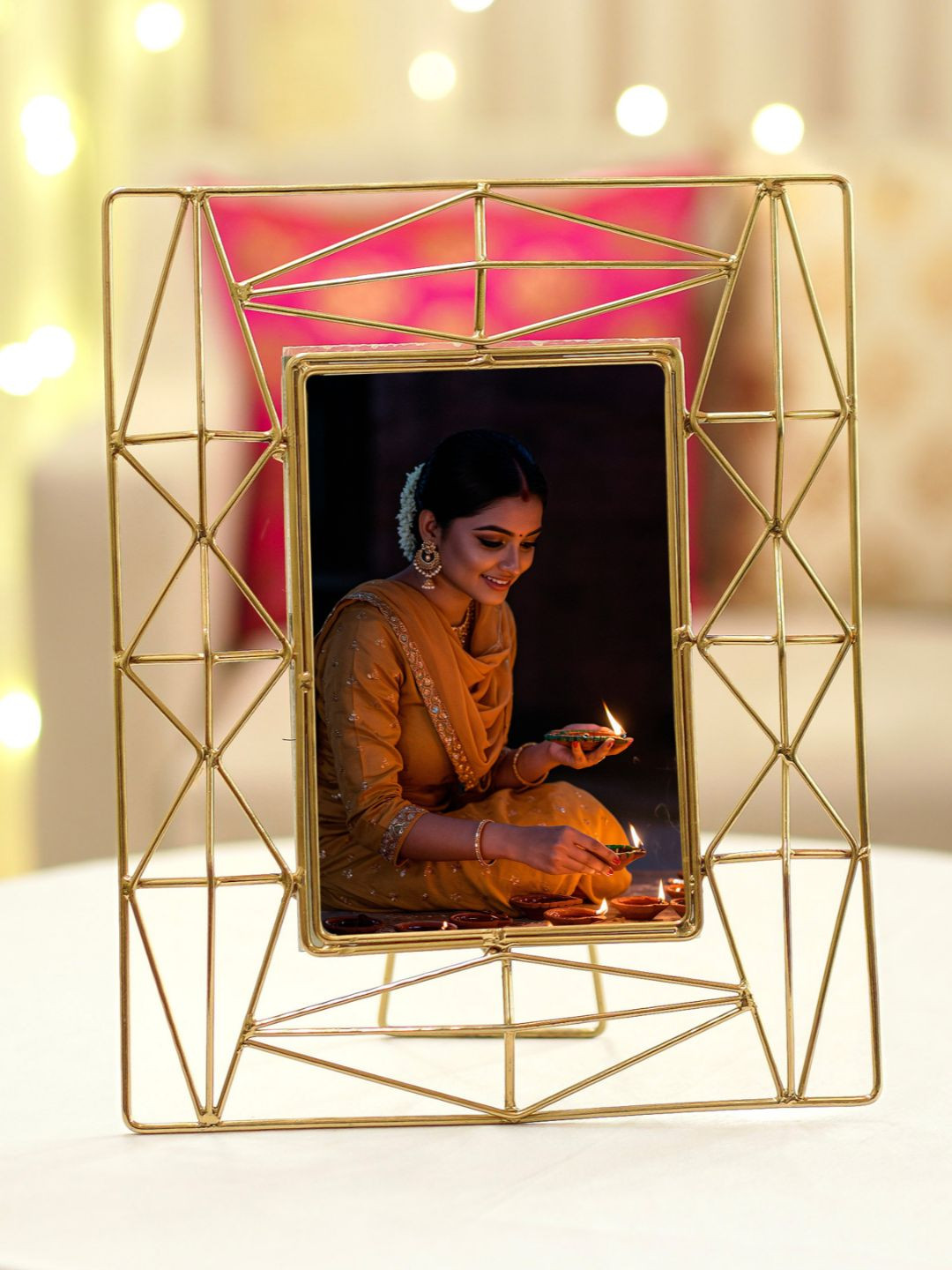 BEHOMA Golden Geometric Shaped Table-Top 4x6 Photo Frame