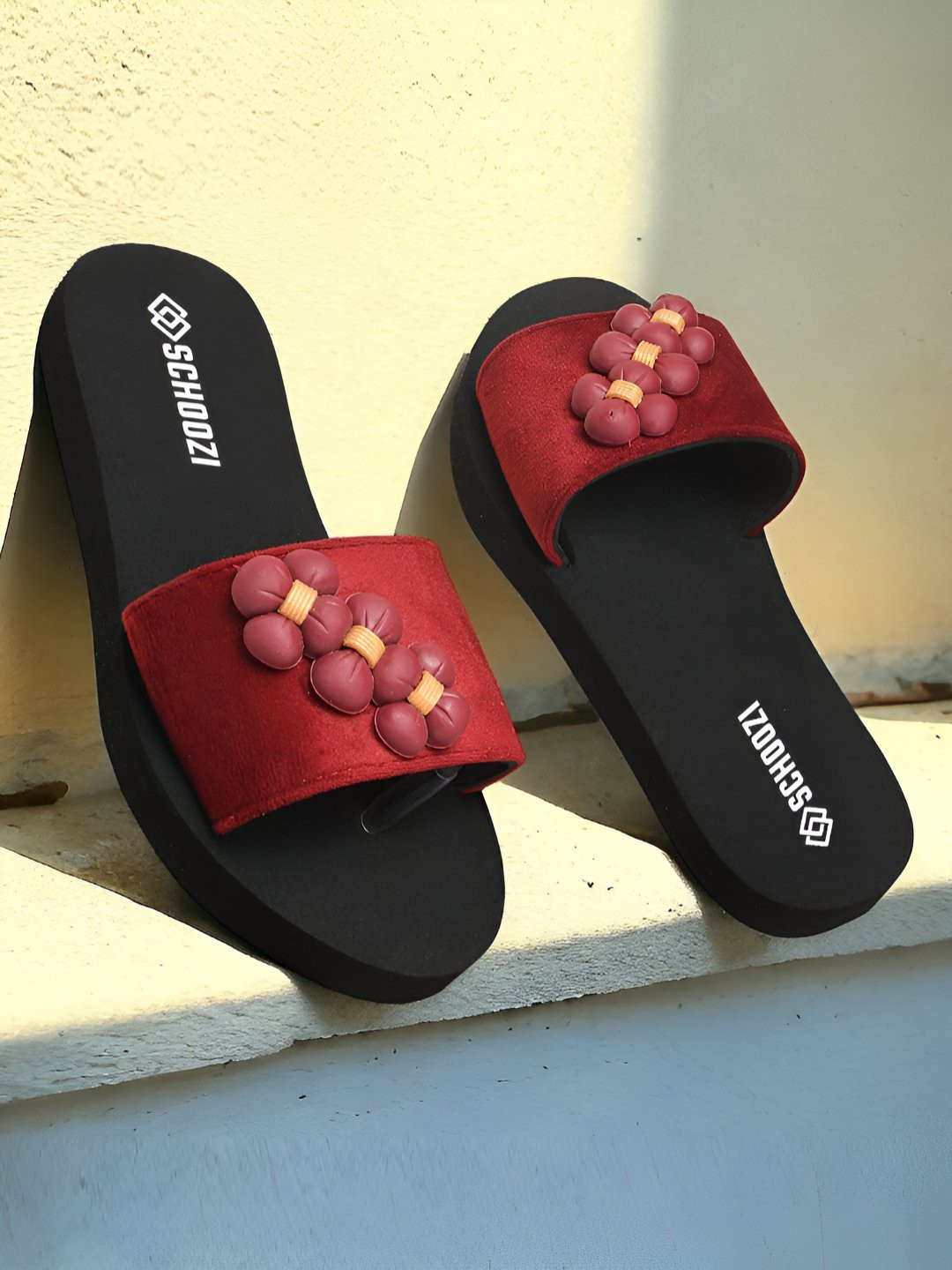 SCHOOZI Floral Printed Sliders