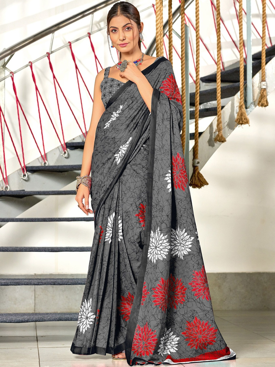 Moda Rapido Women Grey Pure Cotton Designer Block Print Saree