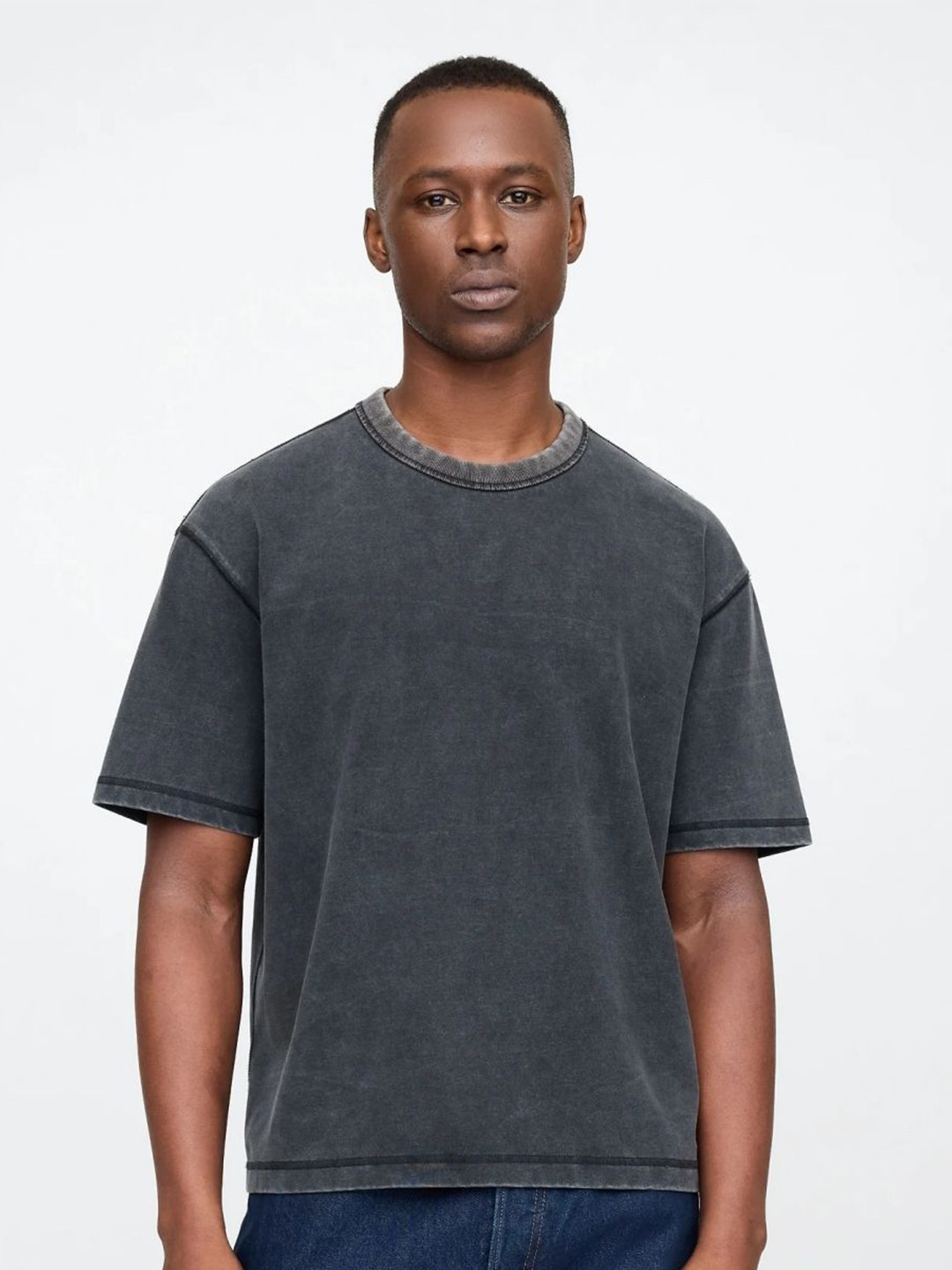 GAP Men Washed Effect Drop Shoulders Cotton Relaxed Fit T-shirt