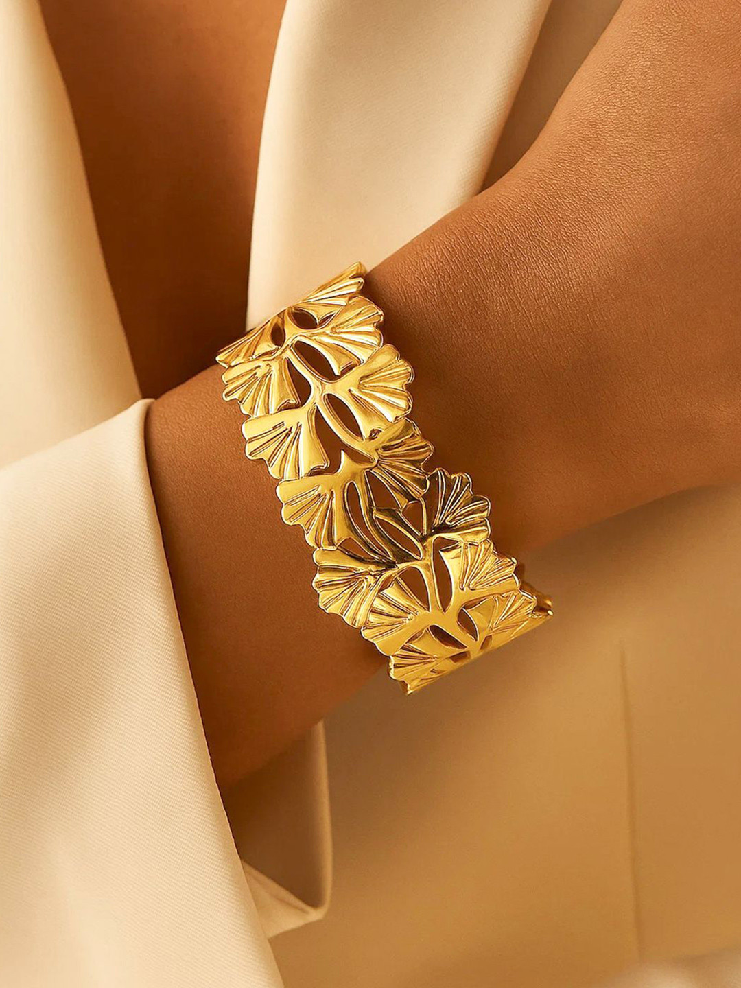 Rubans 18K Gold-Plated Stainless Steel Tarnish-Free Waterproof Cutwork Leaf Cuff Bracelet