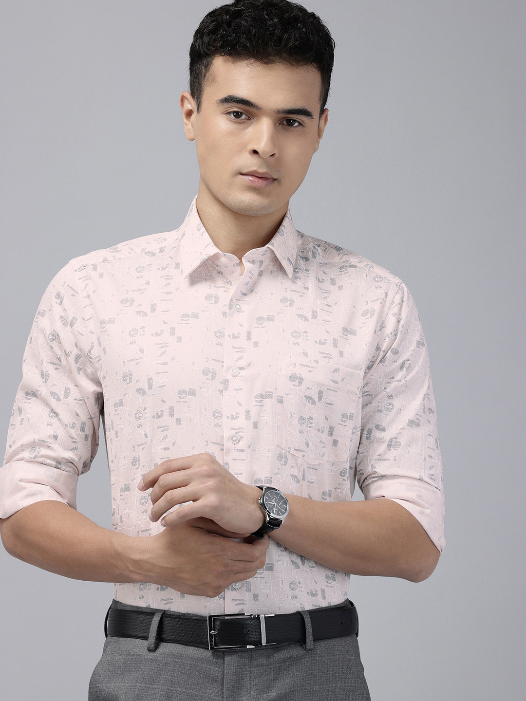 Arrow Pure Cotton Abstract Printed Manhattan Slim Fit Formal Shirt