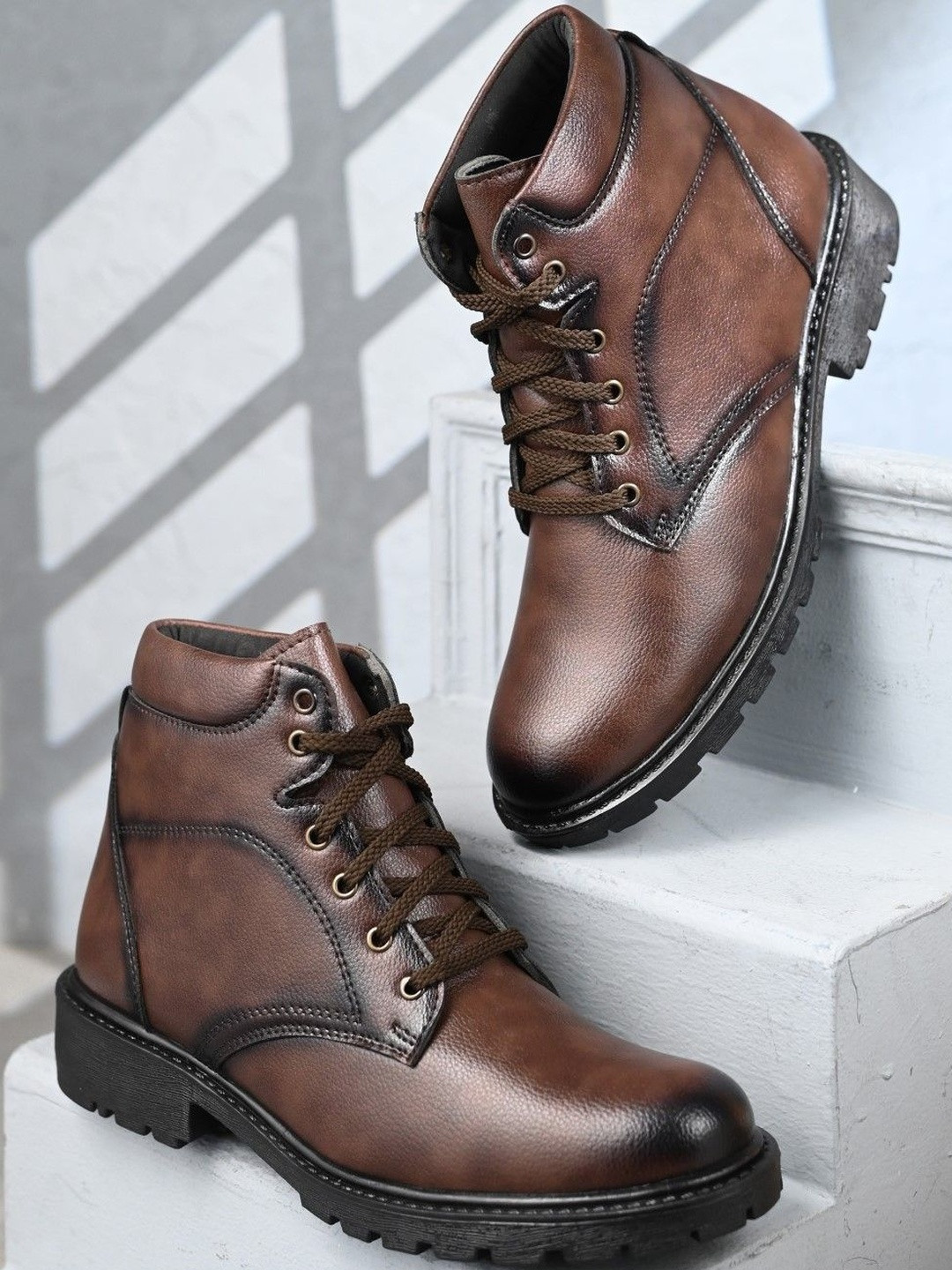 Roadster Men Brown Round Toe High-Top Lace-Up Casual Boots
