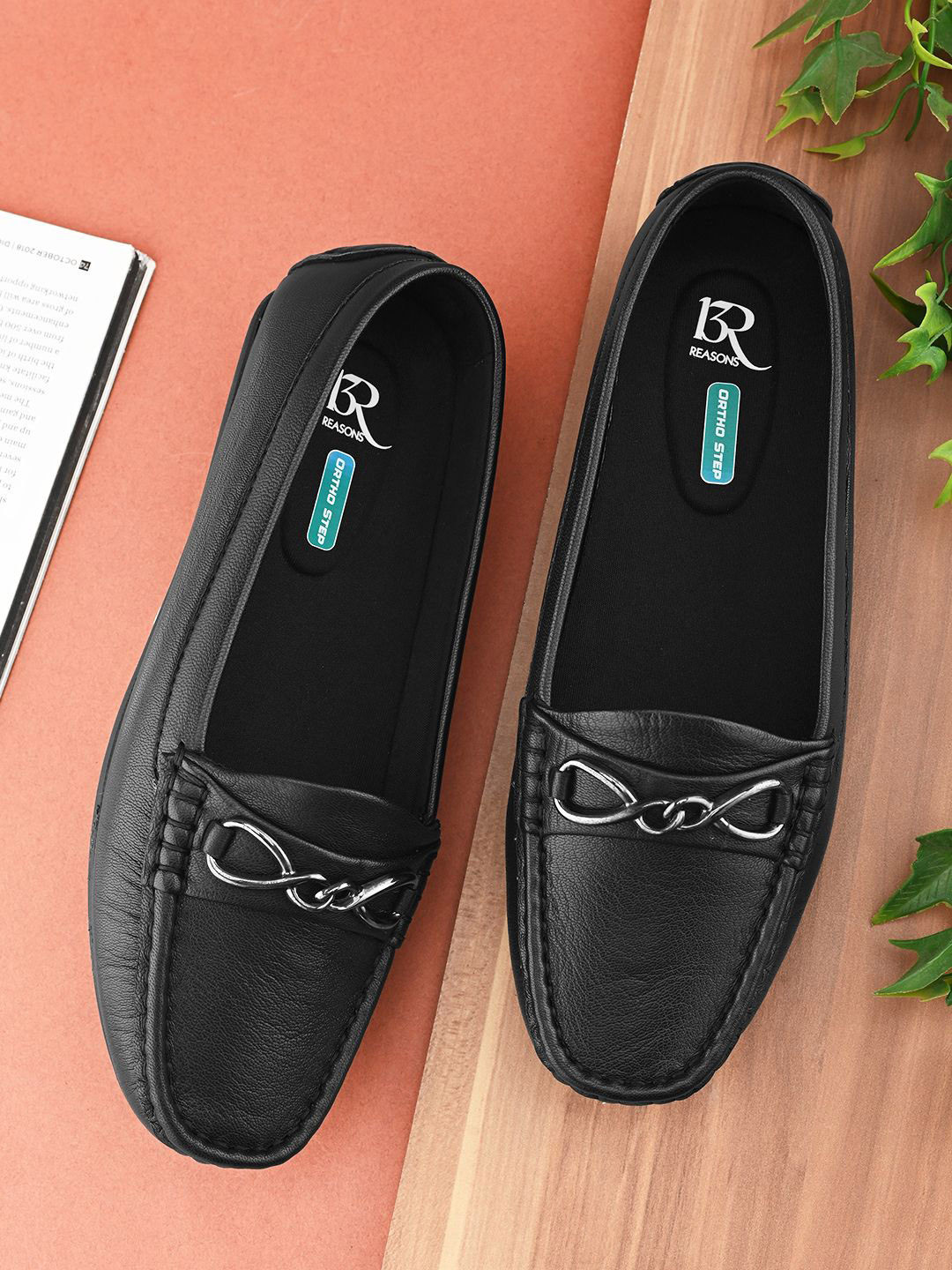13 Reasons Women Leather Slip-On Loafers