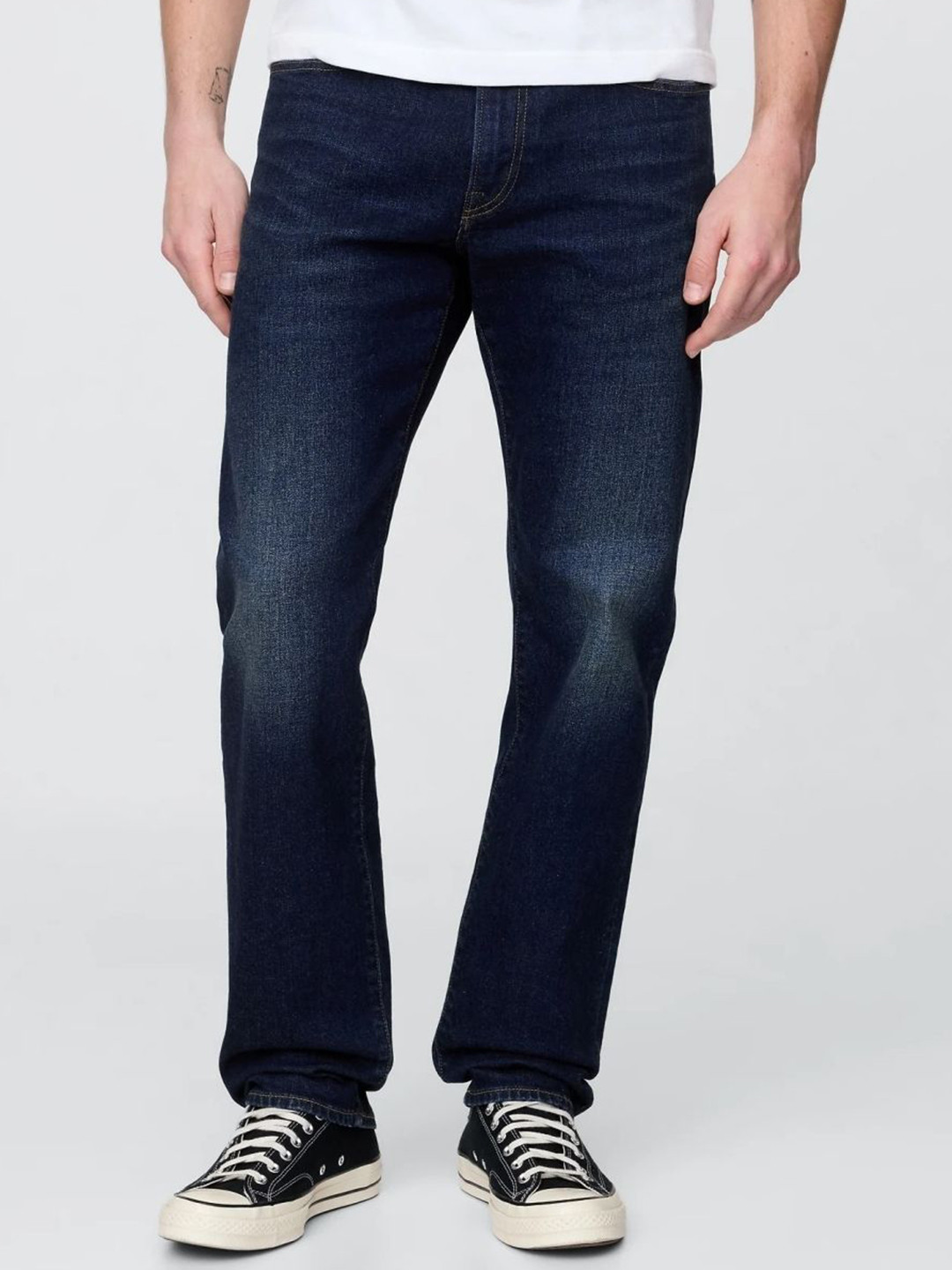GAP Men Mid Rise Medium Wash Jeans