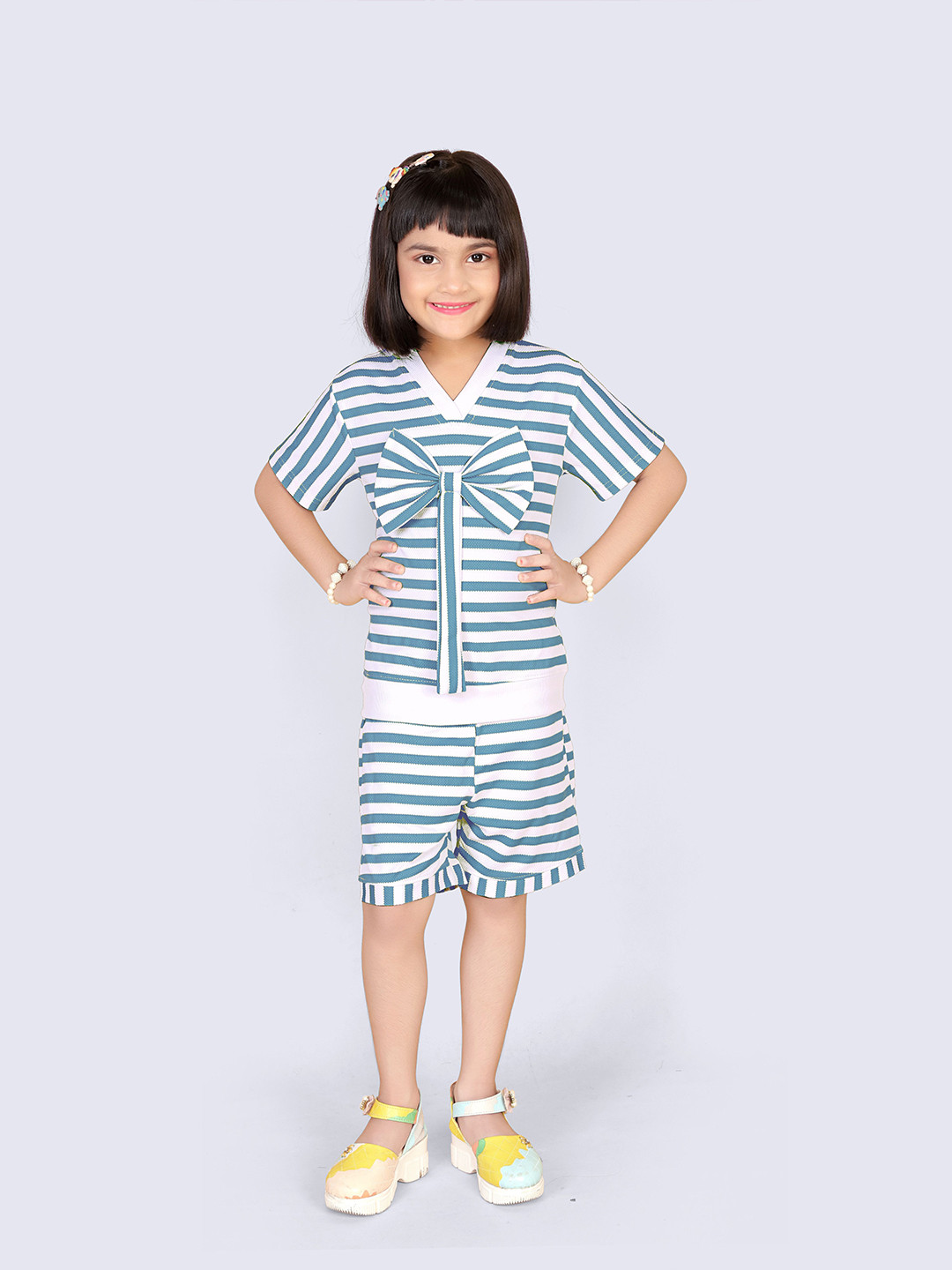 Porpy Girls Striped V-Neck Top With Shorts