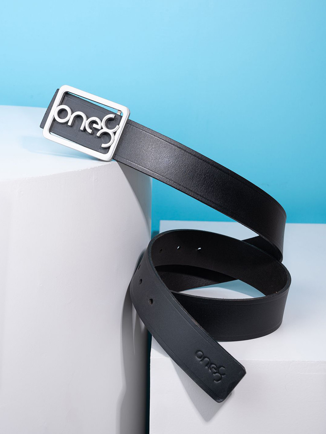 One8 Men Leather Push Pin Belt