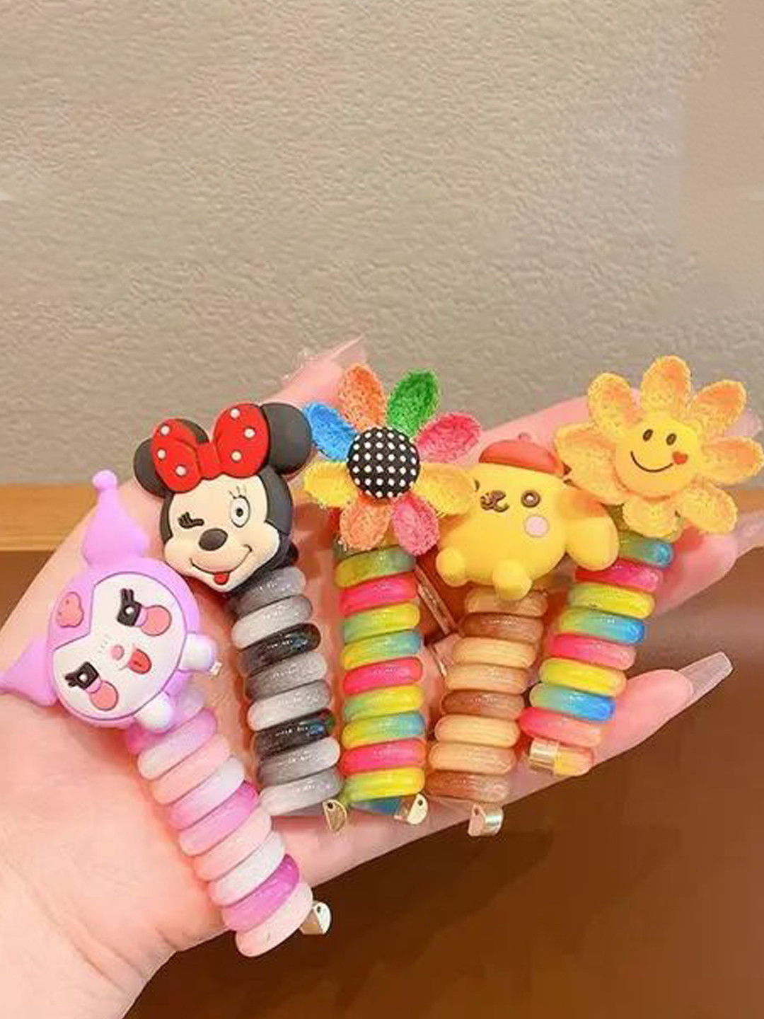 Radhya Accessories Women Set of 5 Cartoon Spring Wire Hairties Ponytail Holders