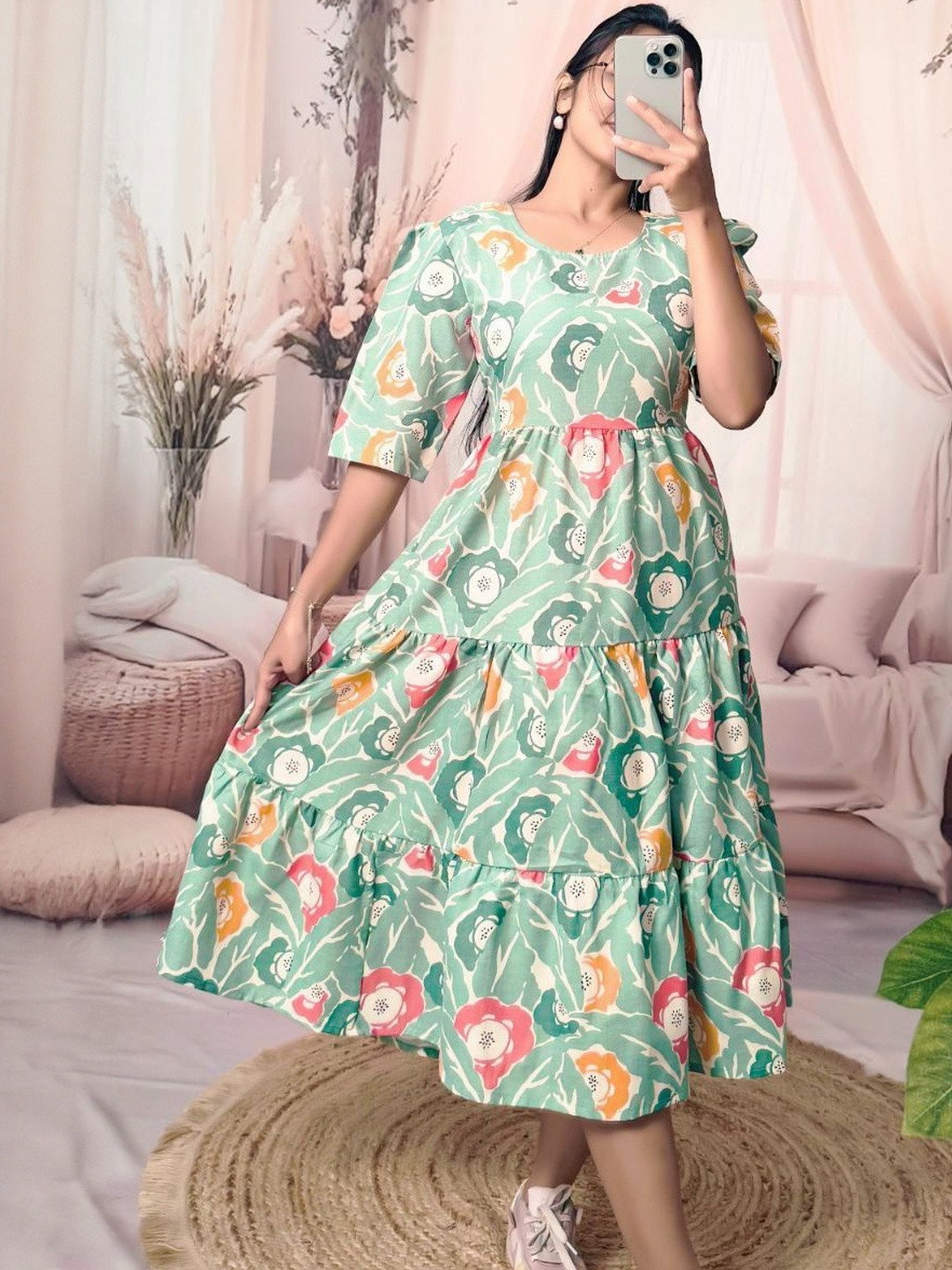 VenderVilla Women Floral Printed Puff Sleeve Fit-Flare Midi Dress