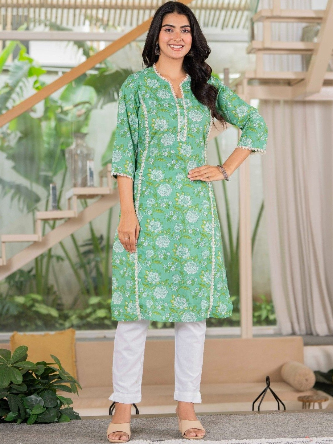 FASHION CLOUD Women Floral Printed Lace Work Cotton Kurti