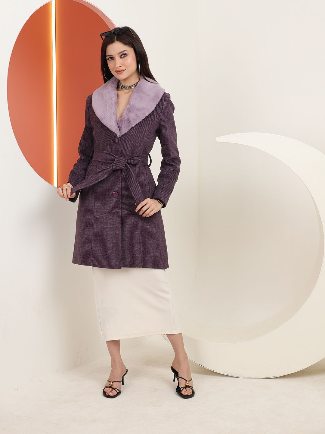 CHKOKKO Women Single Breasted Winter Wear Fur Collar Overcoat With Belt