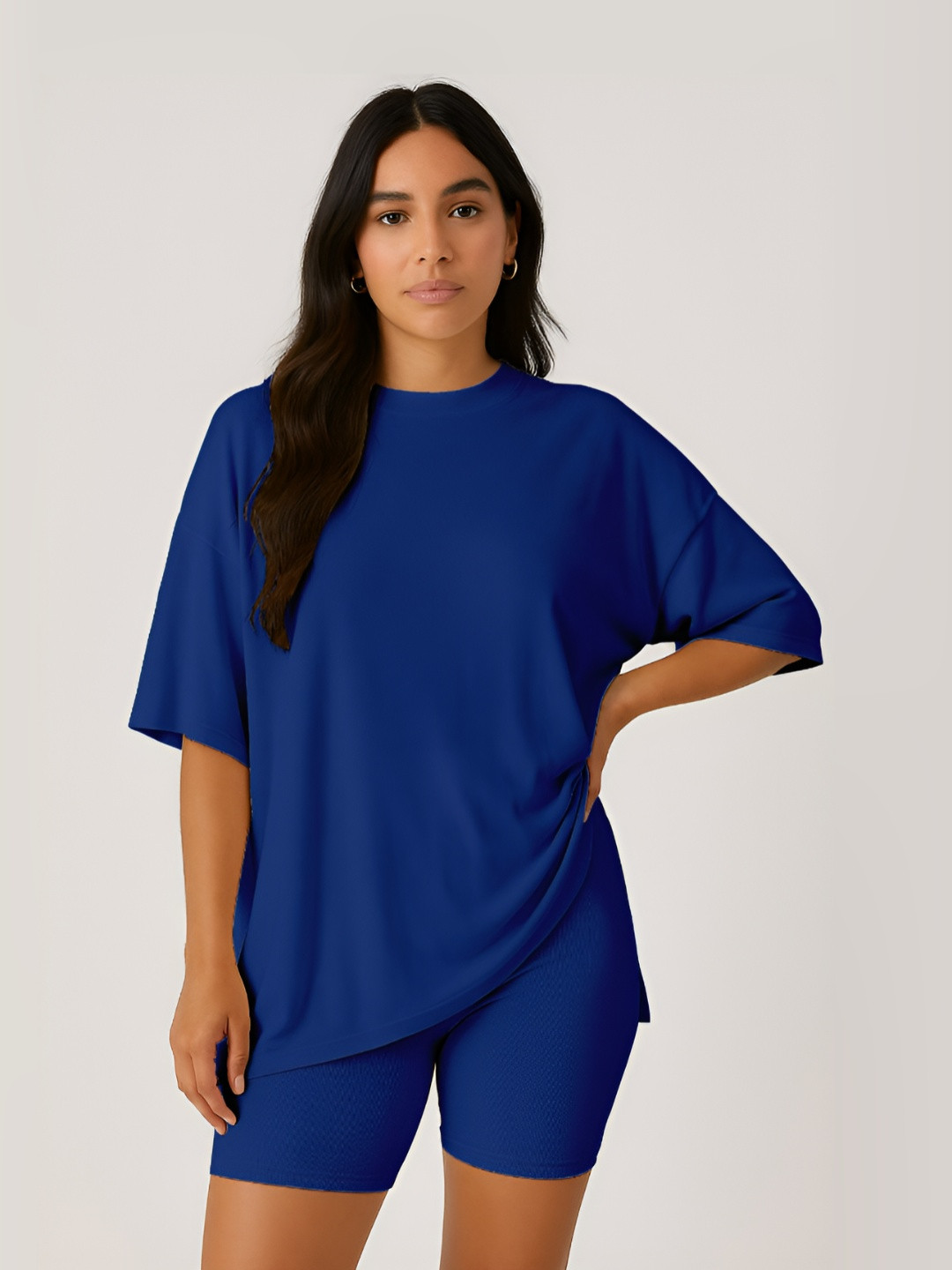 Moomaya Oversized T-Shirt With Biker Shorts