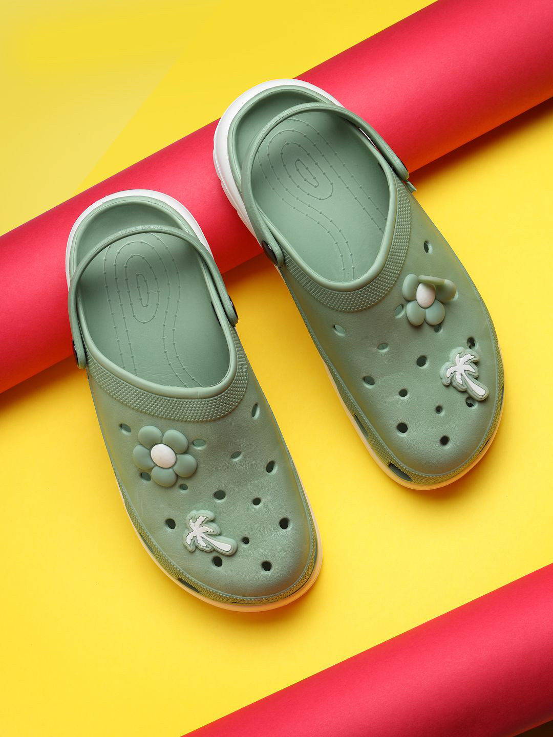 Bonkerz Women Clogs with Flower detail