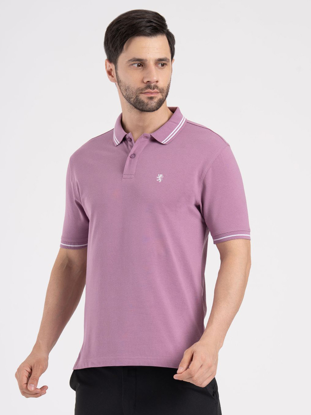 Red Tape Men Solid Polo Collar Single Tone Tipping Jacquard Knit Style T-shirt