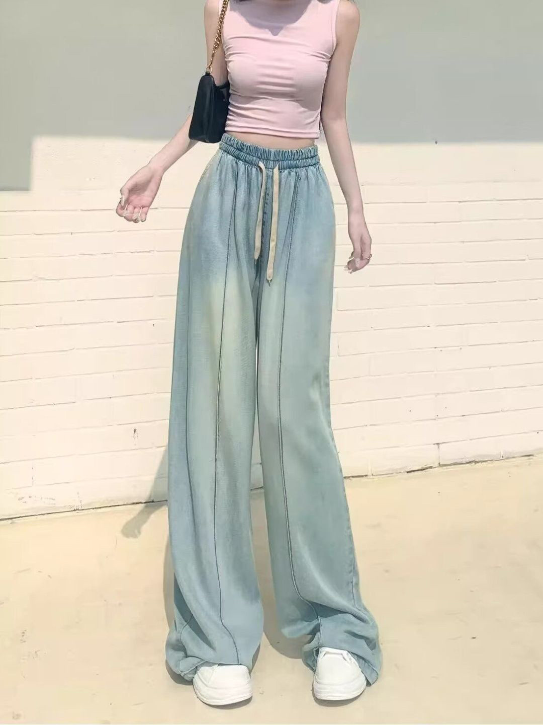 StyleCast Women Panelling Regular Fit High-Rise Heavy Fade Jeans