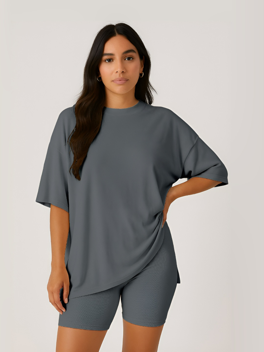 Moomaya Oversized T-Shirt With Biker Shorts