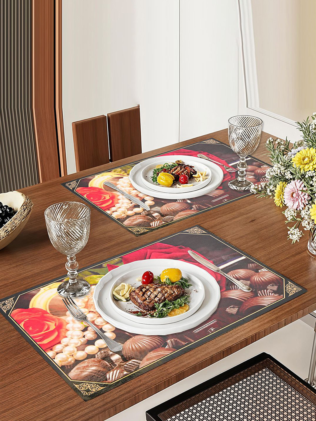 Kuber Industries Red & Green 6 Pieces 188 Rose Printed Waterproof Reusable Table Placemats