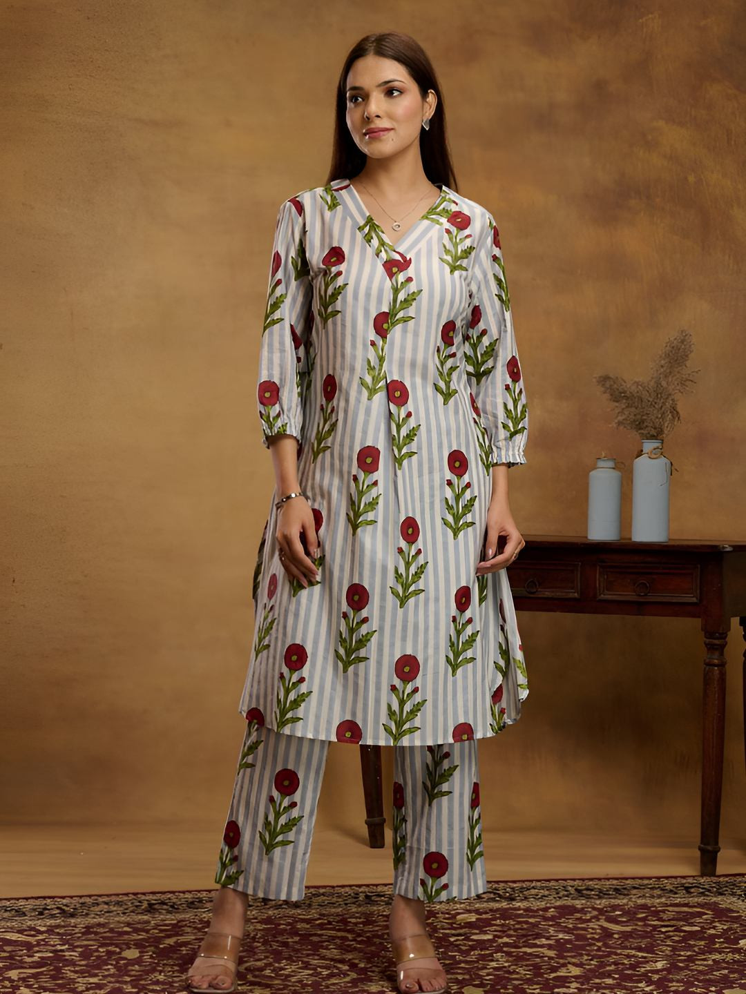 The Quince Life Women Daisy Stripes Kurta Set