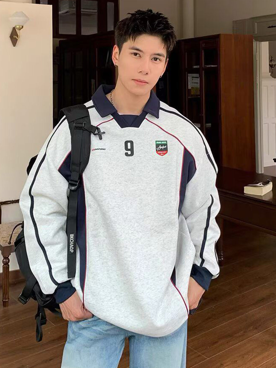 StyleCast x Revolte Men Colourblocked Sweatshirt
