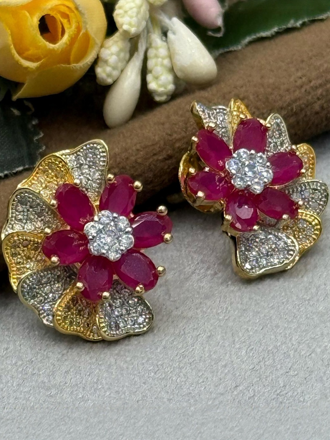 VANSHIKA JEWELS Women Pink Gold-Plated Artificial Stones Studs Earrings
