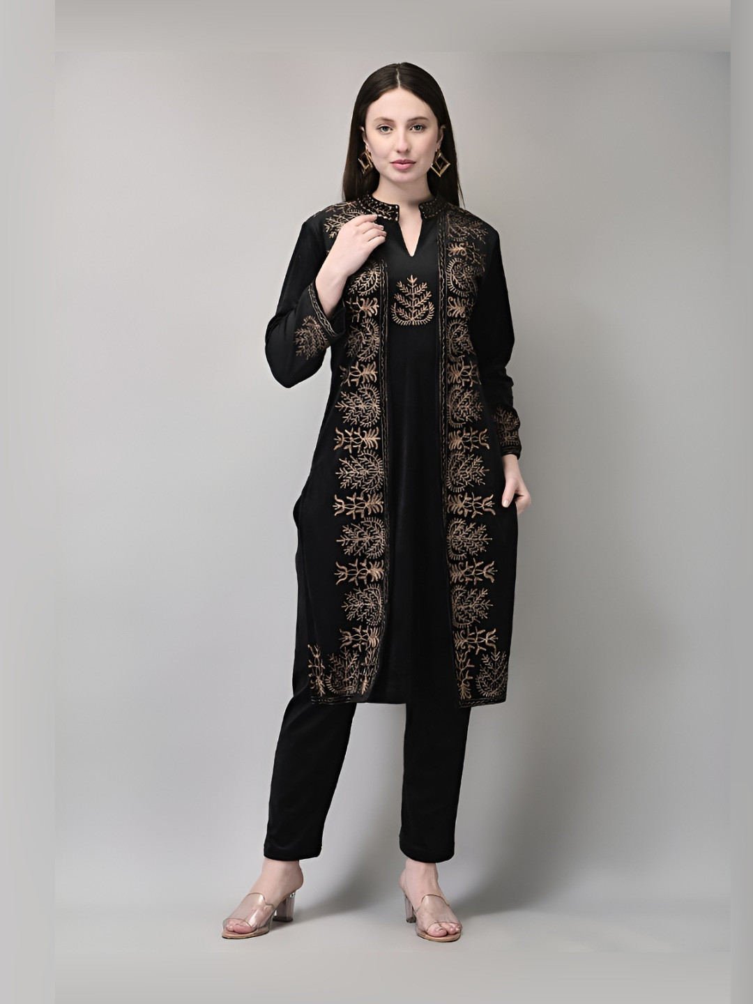 FNOCKS Embroidered Mandarin Collar Sequinned Velvet Straight Kurta With Trousers