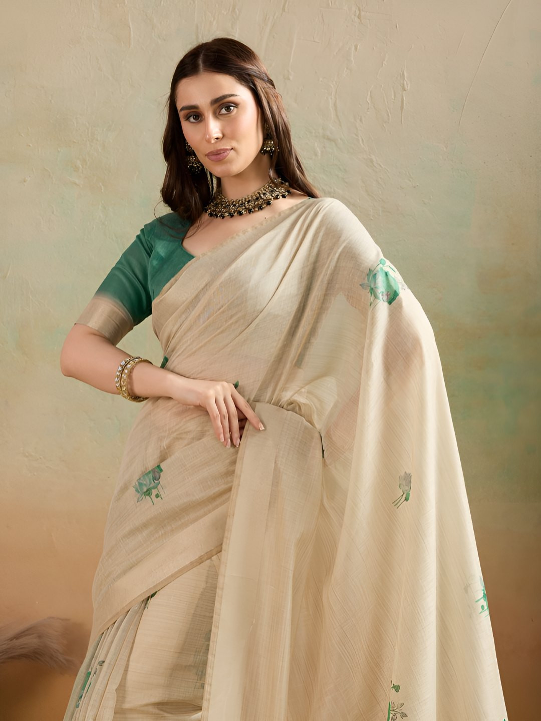 VASTRA-THE FACTORY STORE Floral Printed Jamdani Saree