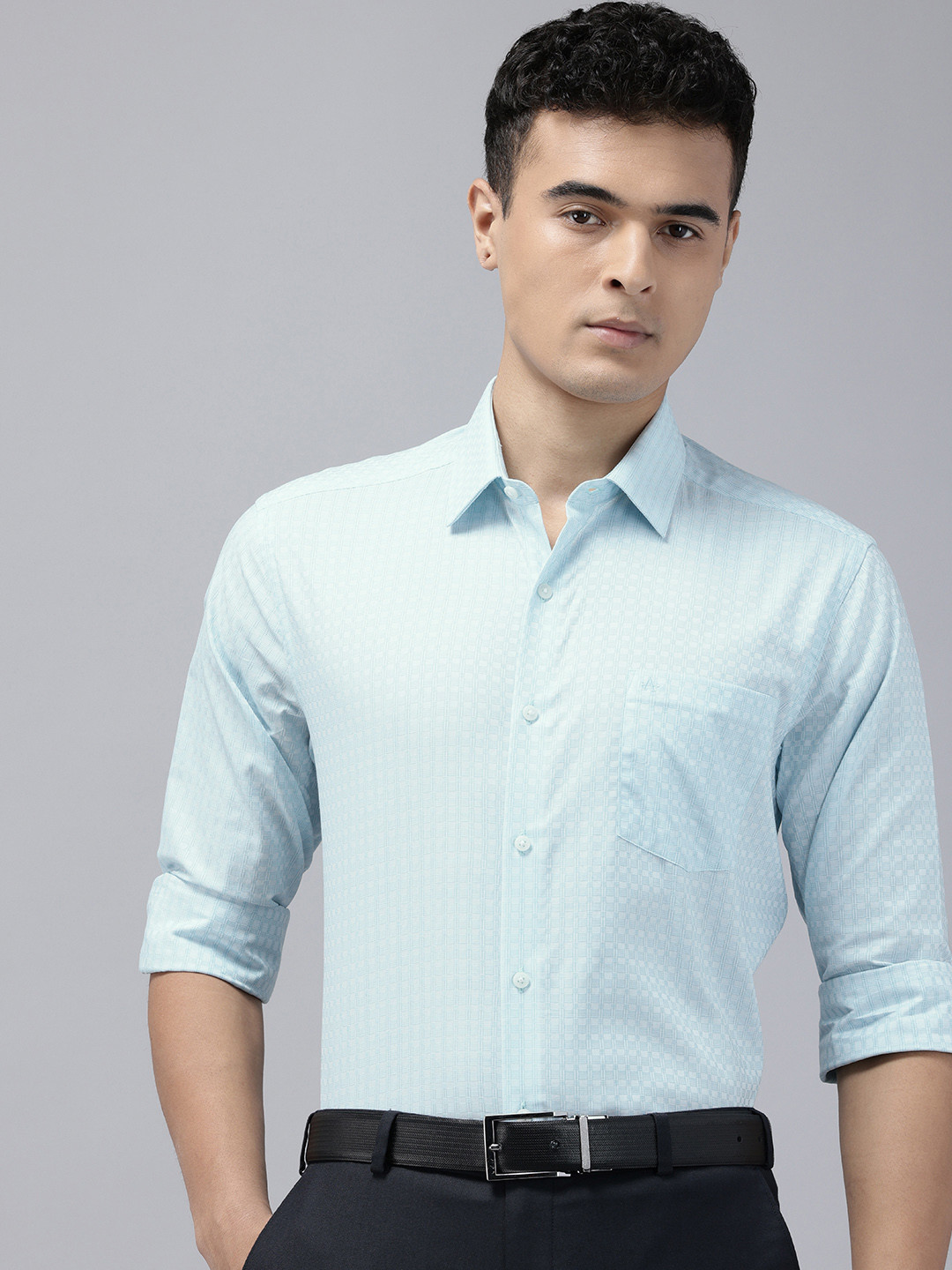Arrow Manhattan Slim Fit Geometric Self Design Pure Cotton Formal Shirt