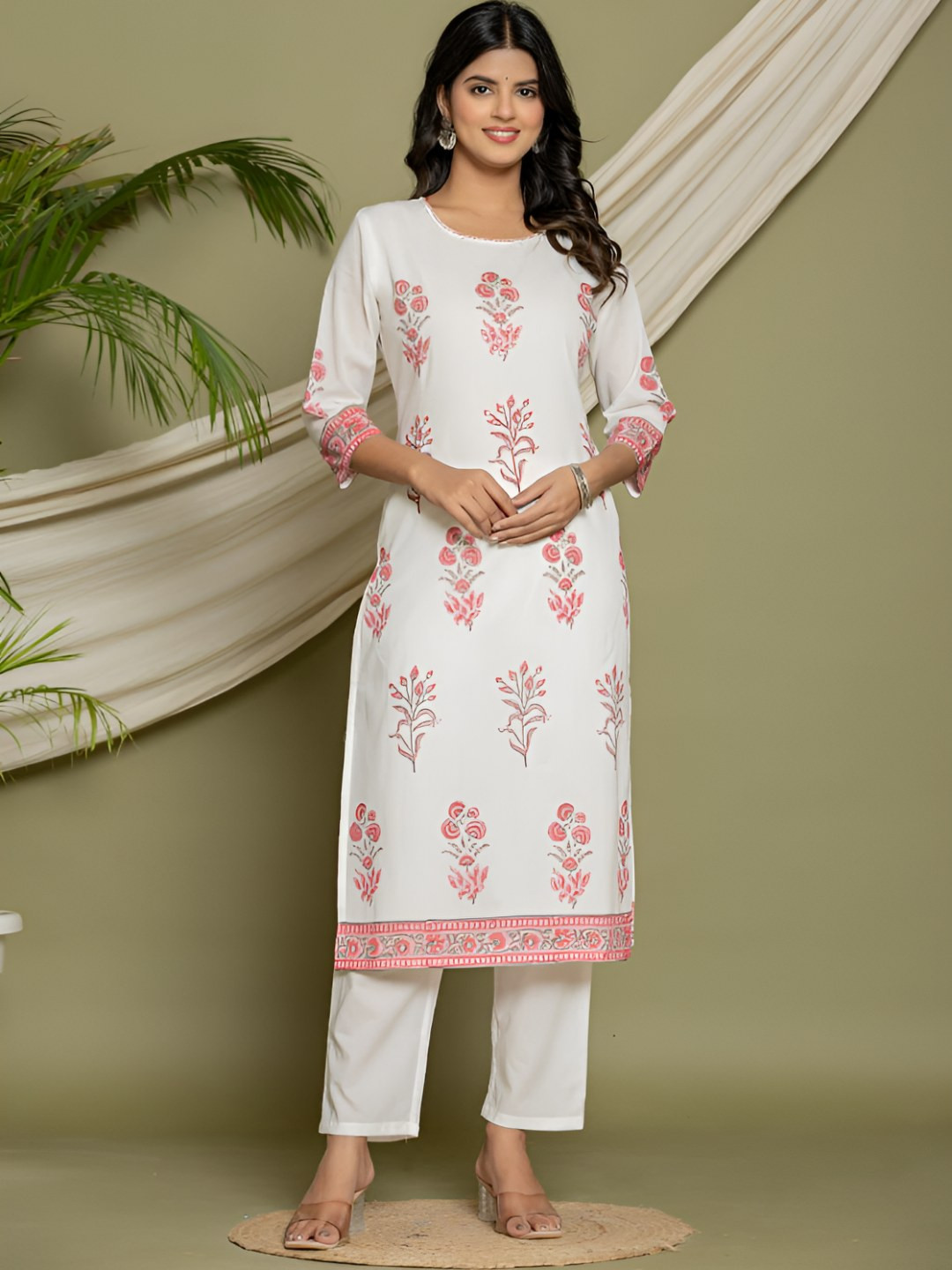 Ruaati Women Floral Printed Regular Kurta with Trousers & With Dupatta