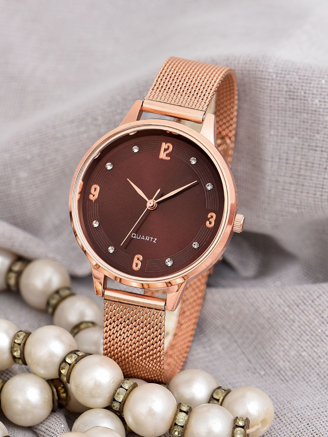 PAPIO Women Round Dial & Bracelet Style Straps Analogue Watch OP-144 MAROON