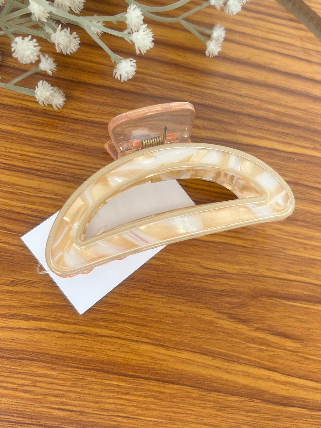 Radhya Accessories Women Marble Print  Claw Clip