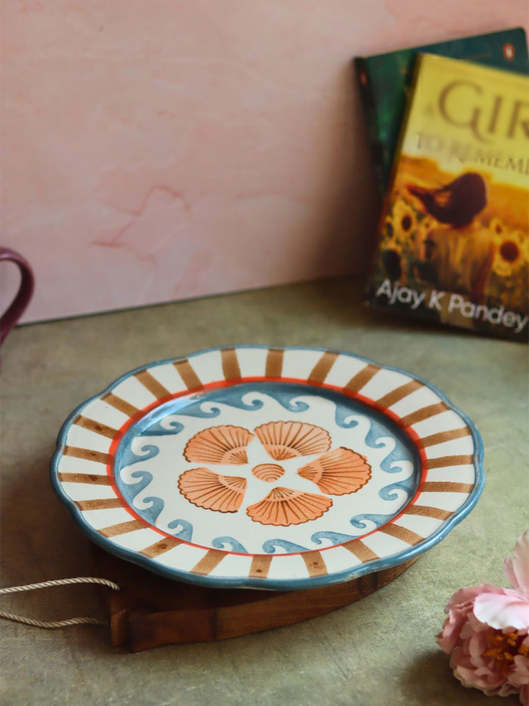 WEAVING HOMES White Ceramic Dinner Plate