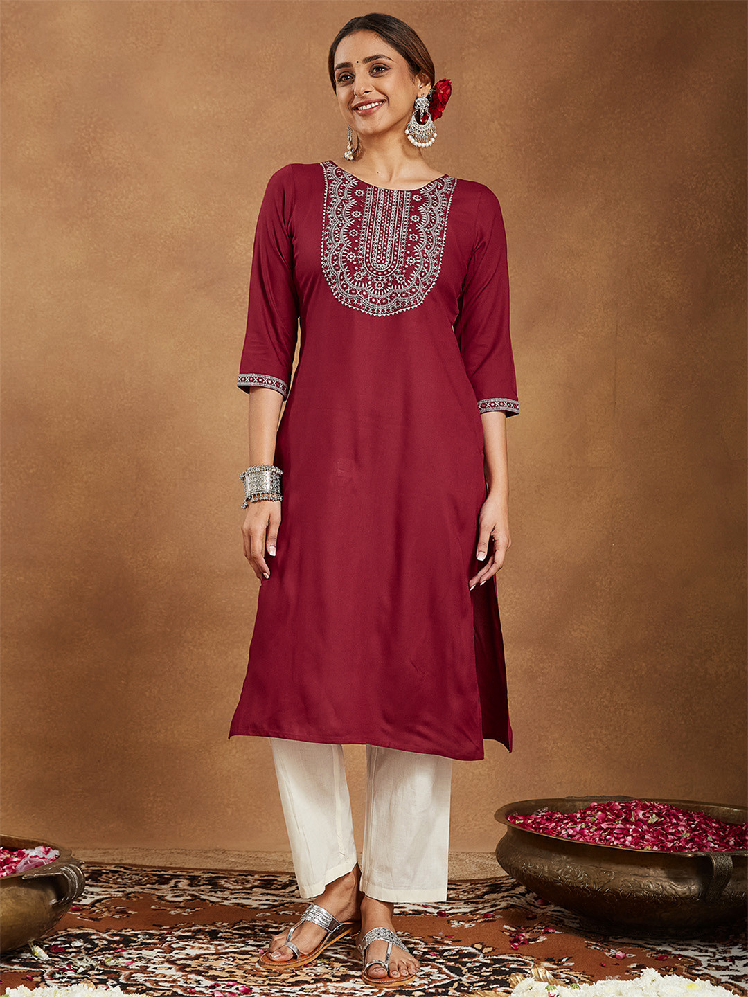 Janasya Women Floral Embroidered Mirror Work Kurta
