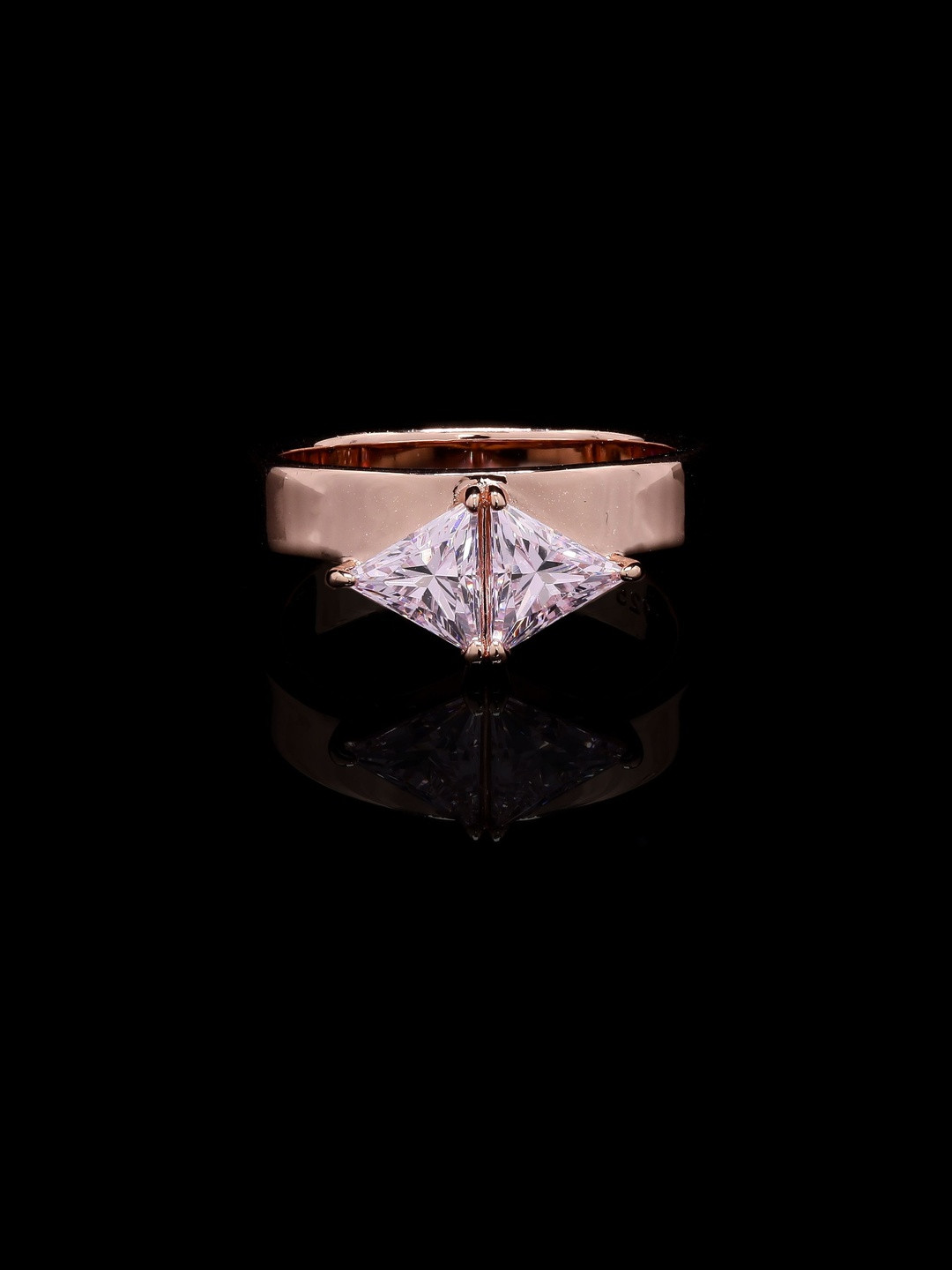 Twenty One Jewels Women 925 Silver Zircon Studded Solitaire Finger Ring