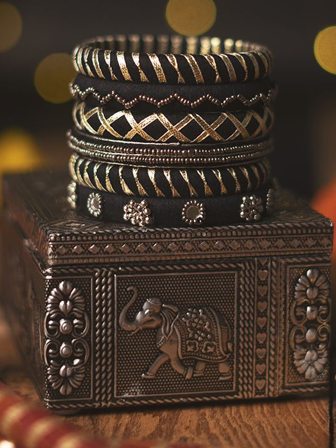 Taasha Craft Set Of 6 Mirror Work Thread Bangles