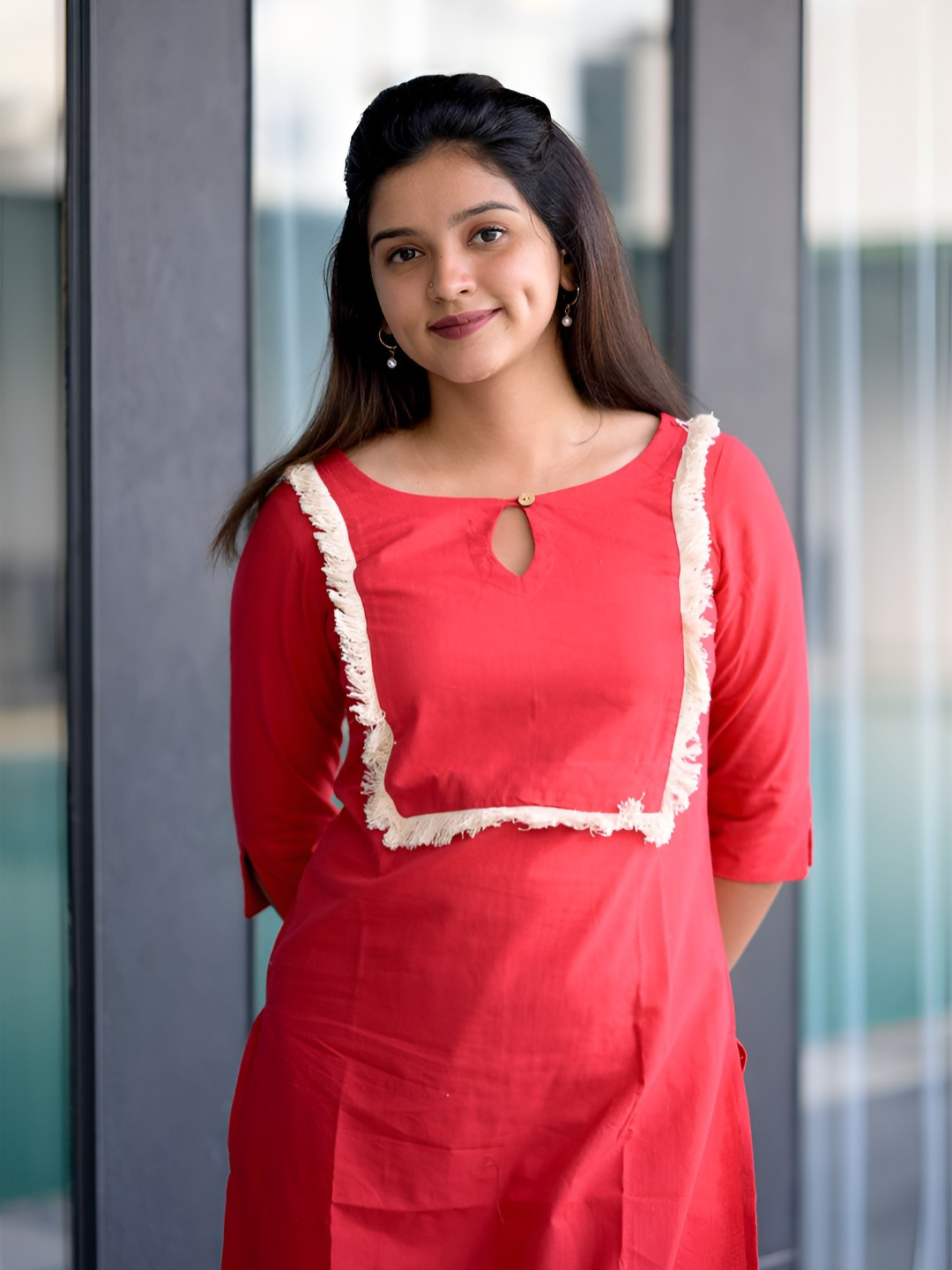 Vastara the Label Women Keyhole Neck Cotton Flex Kurta with Applique Work in Crimson