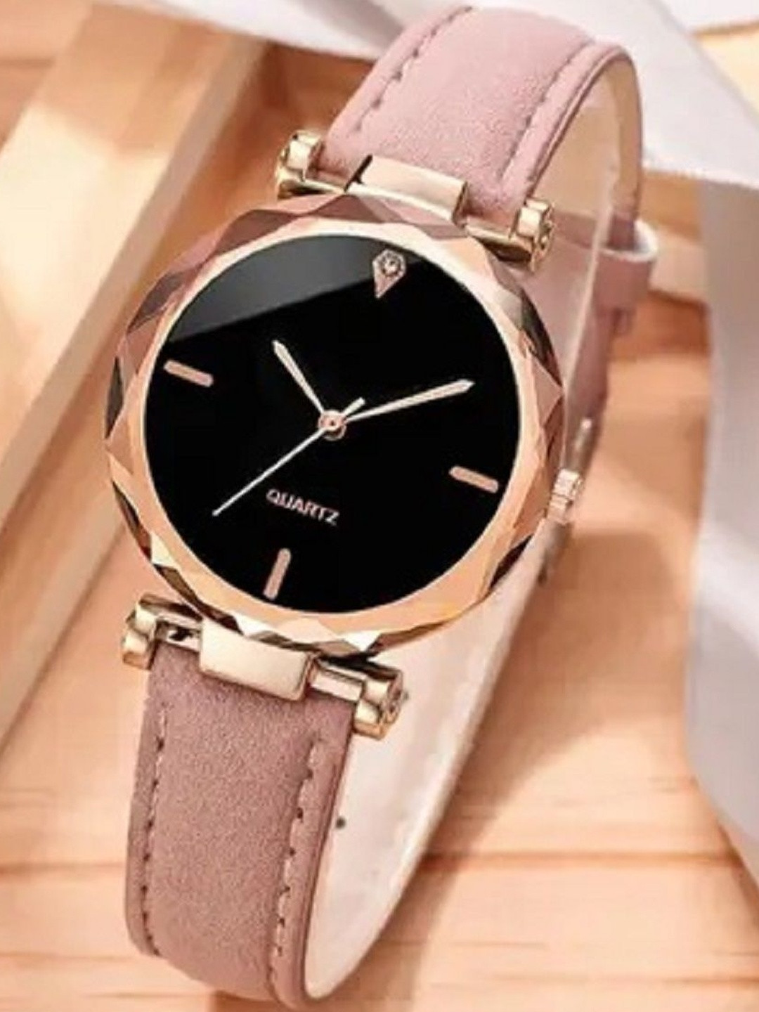 LAKSH Unisex Dial & Leather Straps Analogue Watch MG Leather Peach AvWS