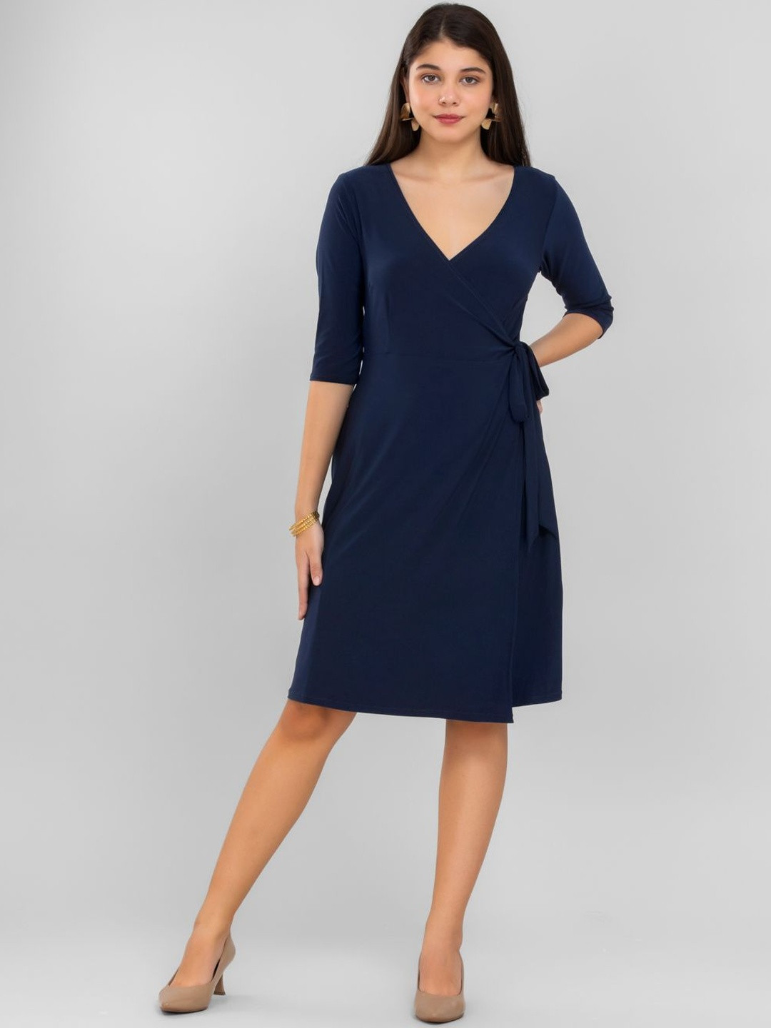 D'Almirah Women Solid Tie Up Wrap Knee Length Dresses