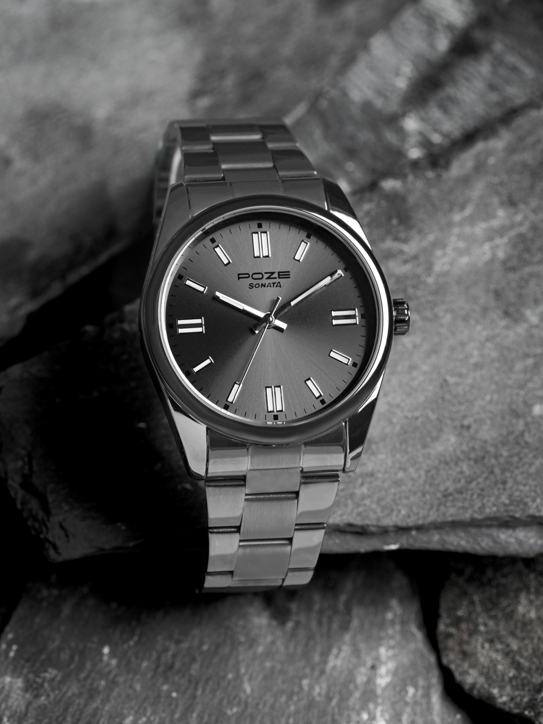 Sonata Poze Drop 6 Quartz Gun Round Dial Men's Watch - SP70033QM01