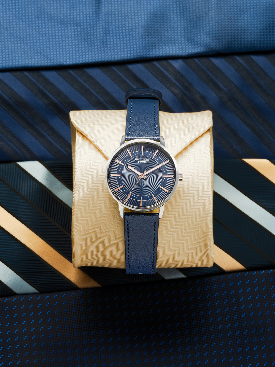 Sonata Poze Drop 6 Quartz Round Dial Men's Watch - SP70076SL02