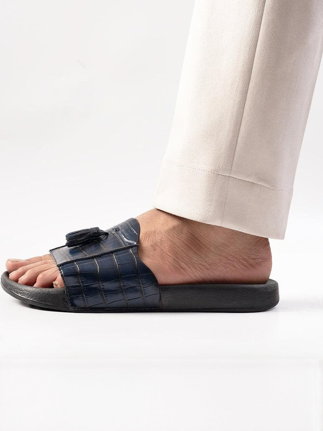 MONKSTORY Old Money Tassel Sliders