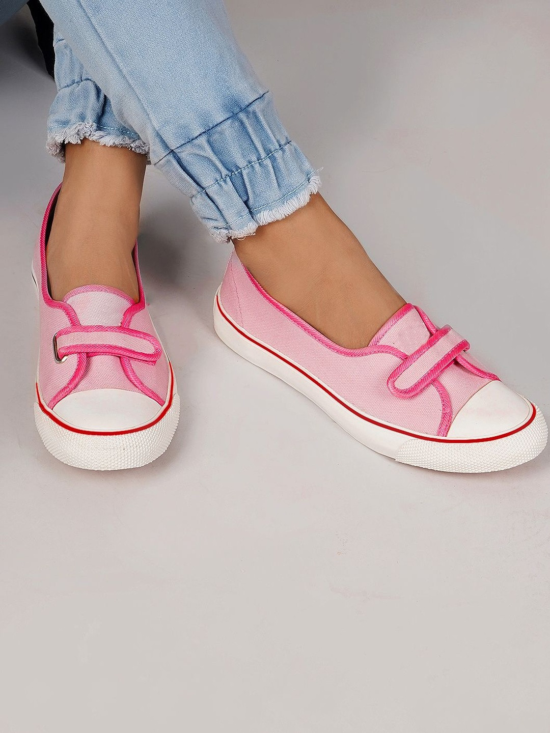 Roadster Women Pink Velcro Casual Sneakers