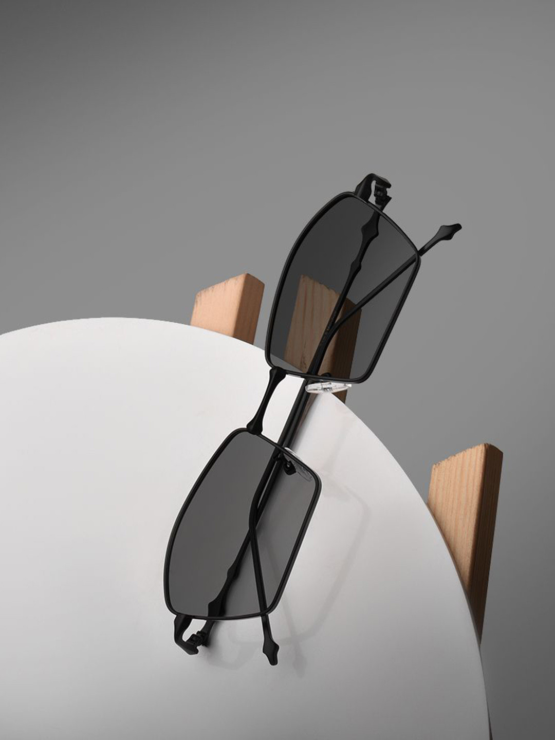 SAM & MARSHALL Unisex UV Protected Rectangle Sunglasses DARIAN_BLACK_20069