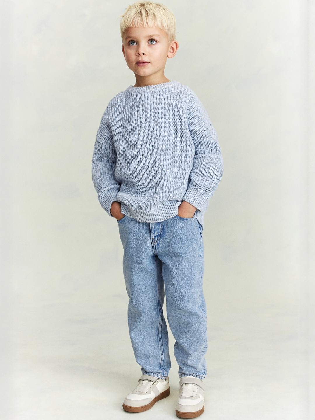 H&M Tapered Cotton-Blend Jeans