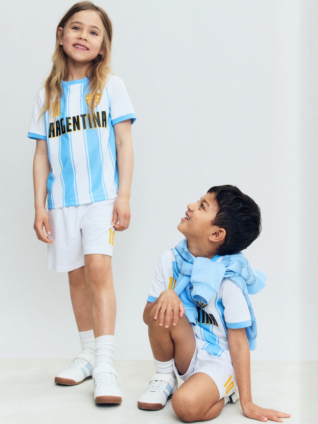 H&M Football Set