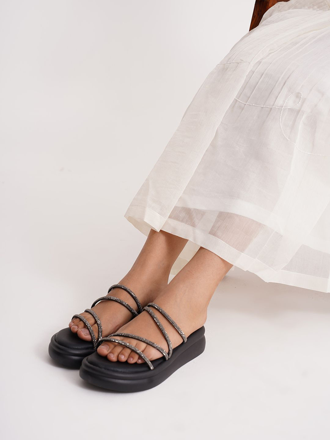 JM Looks Women Sparkling Flatform Sandals with Elegant Embellished Straps